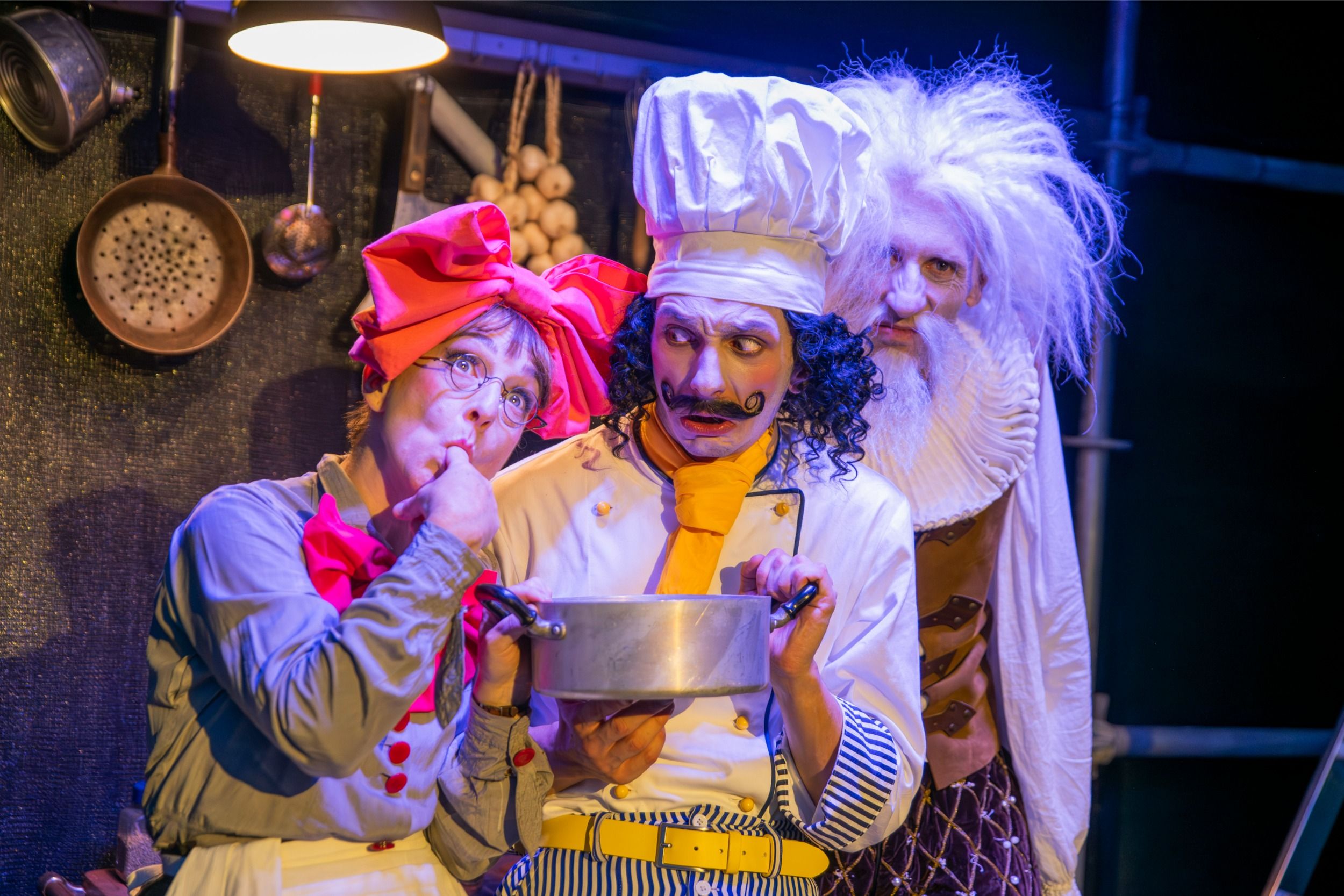 szenenbild aus der produktion das gespenst von canterville v 0